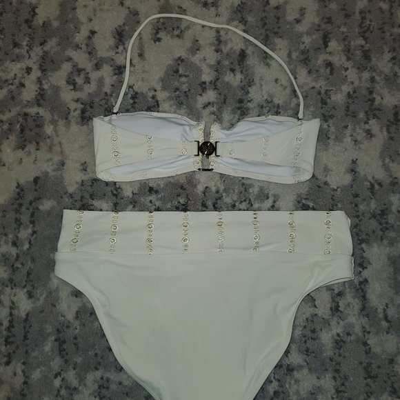 Victoria Secret Bikini || Large bottom Medium Top - Picture 3 of 10
